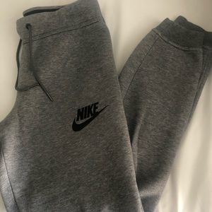 Nike Women’s Joggers - Size Small